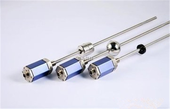 기름 저장 탱크를 위해 magnetostrictive를 가진 2선식 액높이 전송기